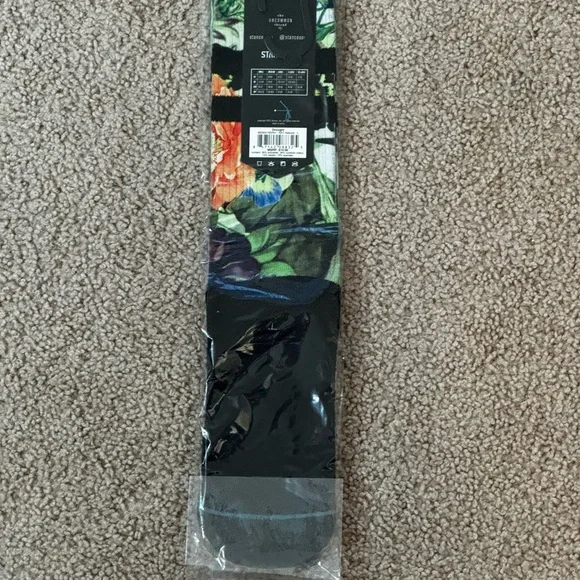 Stance Men's Vibrant Leaf Print Socks - Green and Orange - Picture 2 of 2